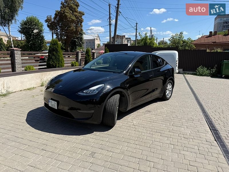 Позашляховик / Кросовер Tesla Model Y 2021 в Вінниці