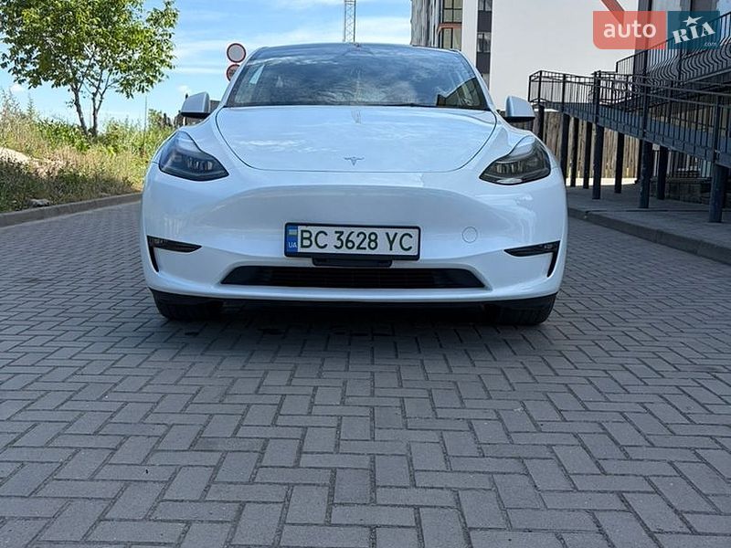 Внедорожник / Кроссовер Tesla Model Y 2023 в Сокале