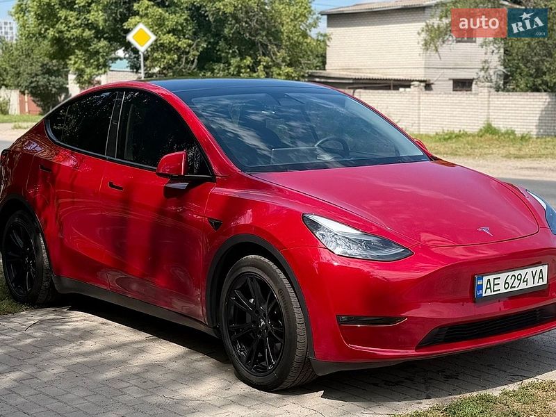 Внедорожник / Кроссовер Tesla Model Y 2023 в Днепре
