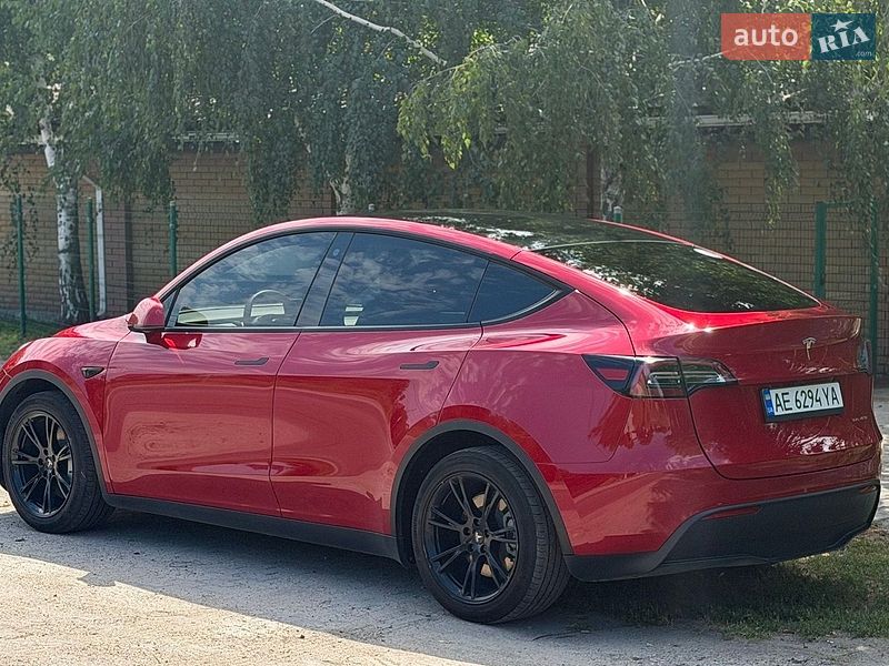Внедорожник / Кроссовер Tesla Model Y 2023 в Днепре