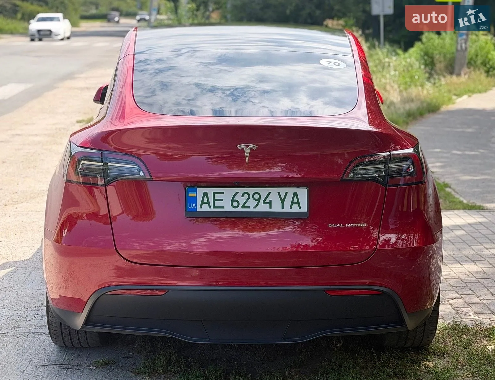 2023 Tesla Model Y - мініатюра 5