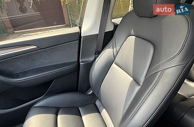 Внедорожник / Кроссовер Tesla Model Y 2023 в Днепре