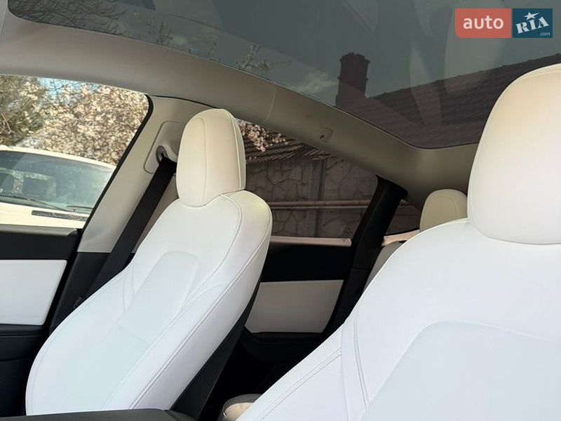 Позашляховик / Кросовер Tesla Model Y 2022 в Білій Церкві