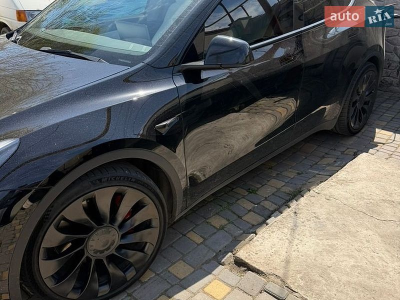 Позашляховик / Кросовер Tesla Model Y 2022 в Білій Церкві