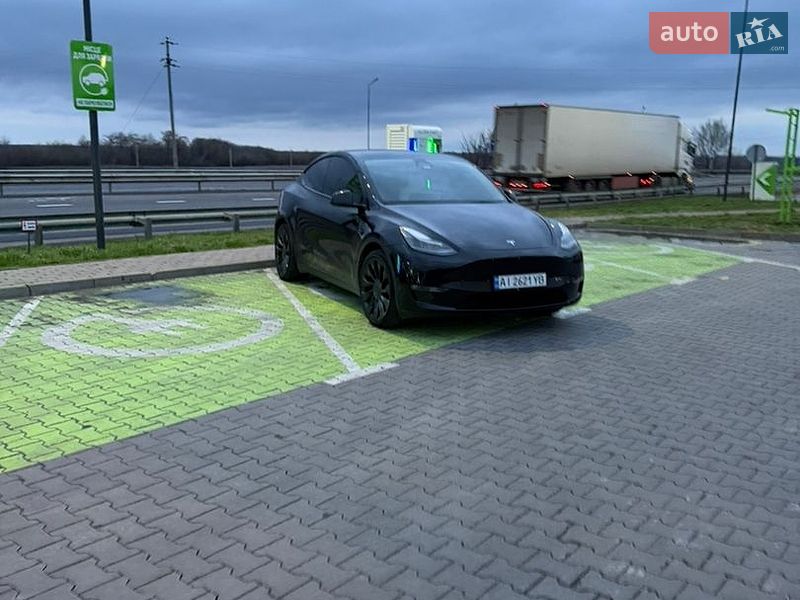 Позашляховик / Кросовер Tesla Model Y 2022 в Білій Церкві