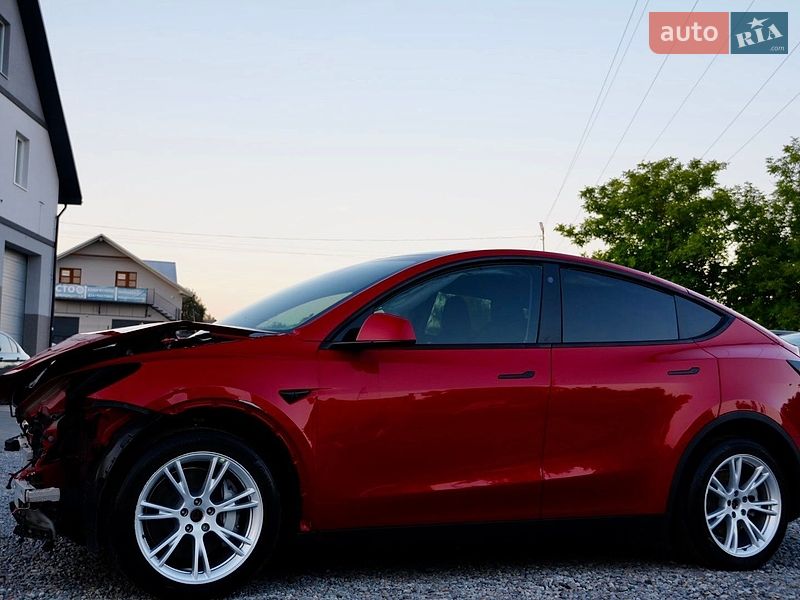 Позашляховик / Кросовер Tesla Model Y 2023 в Дрогобичі фото 8 Позашляховик / Кросовер Tesla Model Y 2023 в Дрогобичі