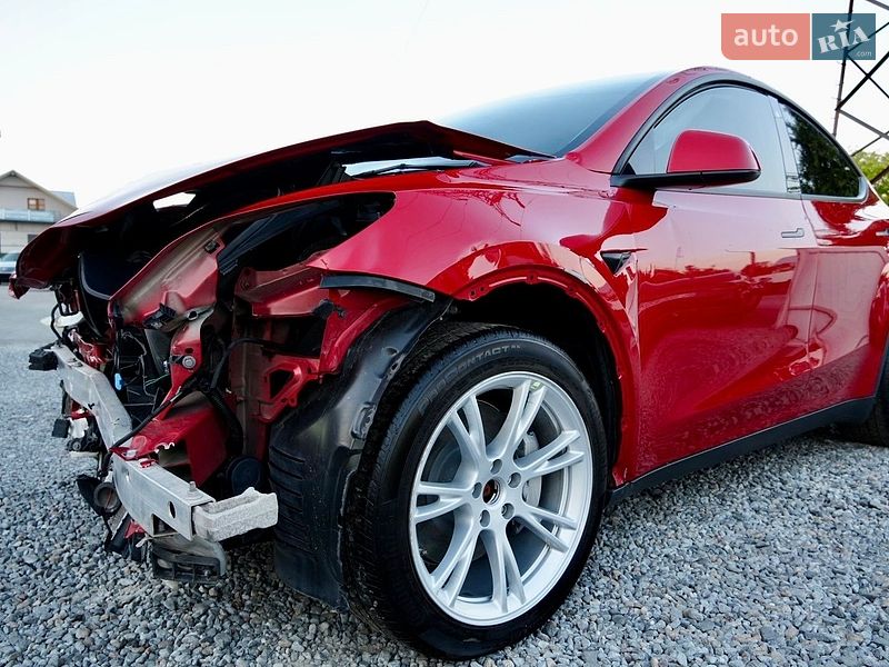 Позашляховик / Кросовер Tesla Model Y 2023 в Дрогобичі фото 32 Позашляховик / Кросовер Tesla Model Y 2023 в Дрогобичі