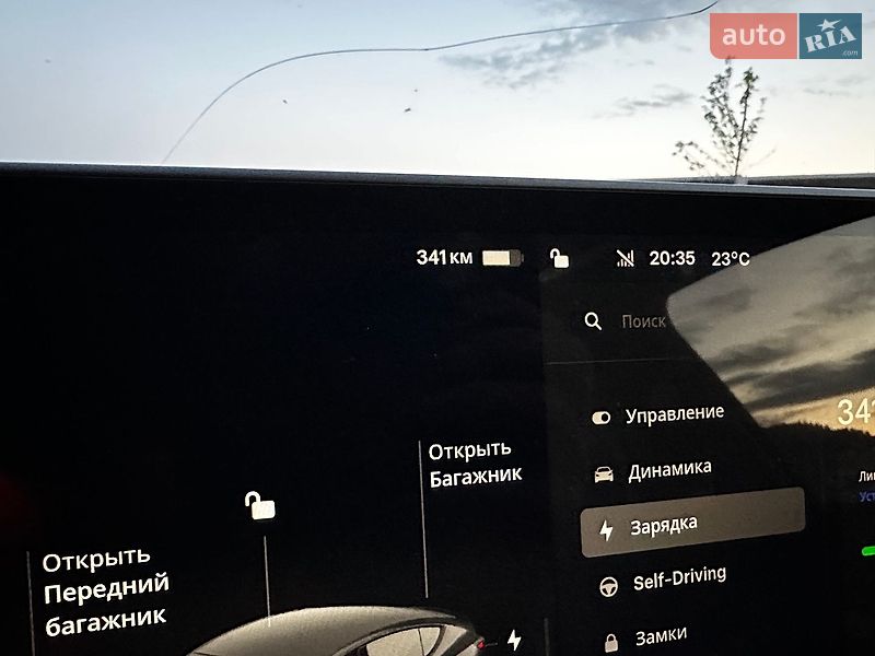 Внедорожник / Кроссовер Tesla Model Y 2024 в Киеве