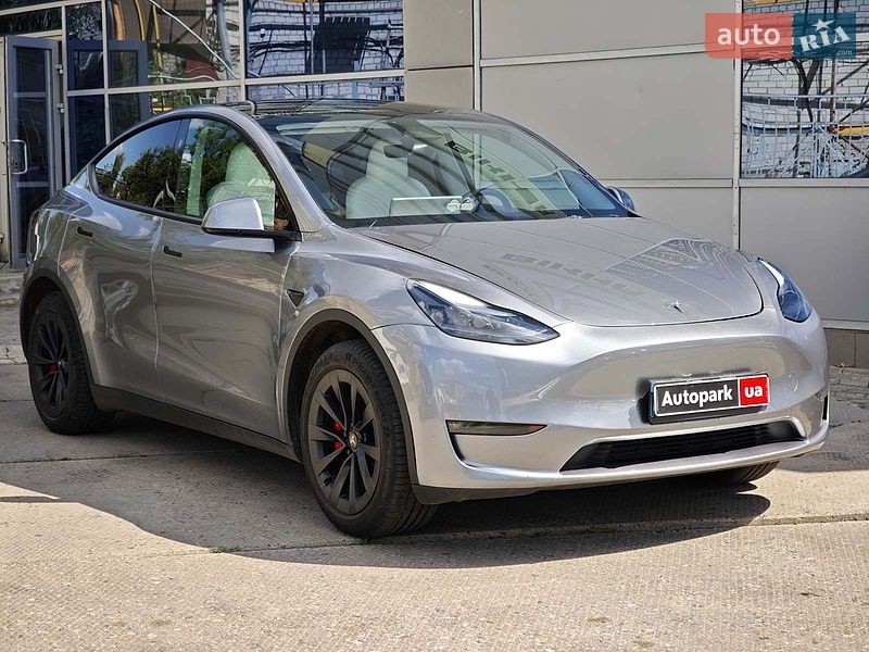 Внедорожник / Кроссовер Tesla Model Y 2025 в Харькове