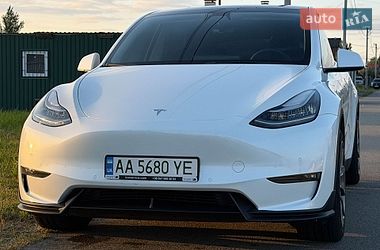 Позашляховик / Кросовер Tesla Model Y 2021 в Києві