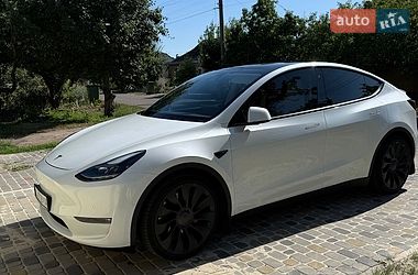 Позашляховик / Кросовер Tesla Model Y 2022 в Черкасах фото 2 Позашляховик / Кросовер Tesla Model Y 2022 в Черкасах