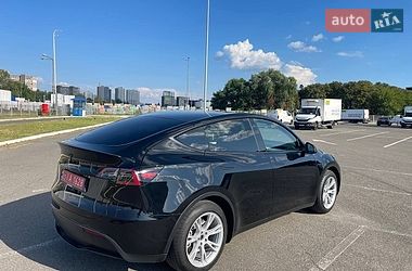 Позашляховик / Кросовер Tesla Model Y 2023 в Києві