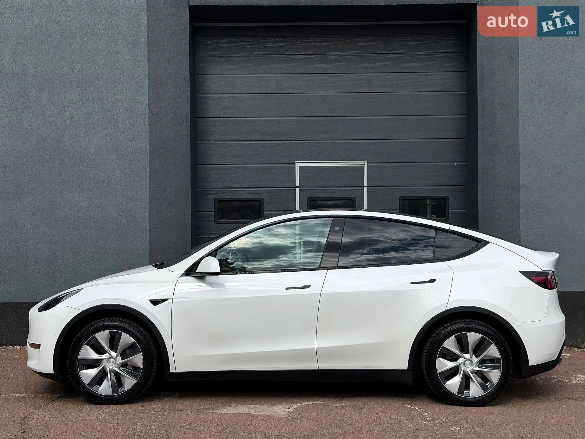 2022 Tesla Model Y - мініатюра 6