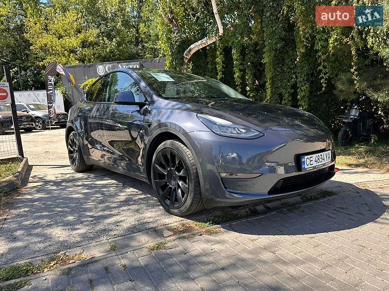 Tesla Model Y 2020