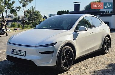 Внедорожник / Кроссовер Tesla Model Y 2025 в Львове