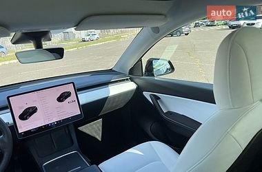 Позашляховик / Кросовер Tesla Model Y 2021 в Києві фото 10 Позашляховик / Кросовер Tesla Model Y 2021 в Києві