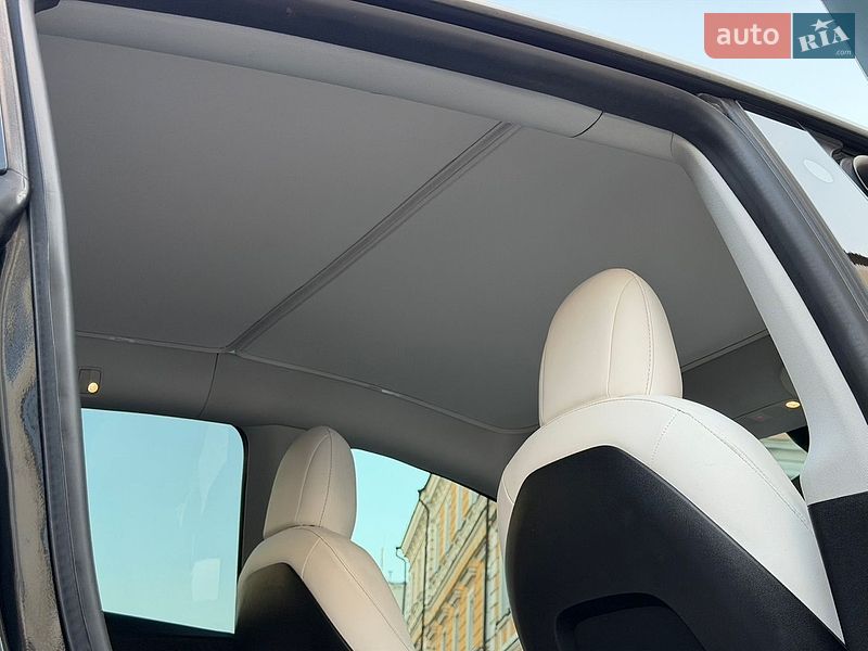 Позашляховик / Кросовер Tesla Model Y 2020 в Києві