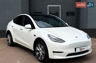 Позашляховик / Кросовер Tesla Model Y 2022 в Києві