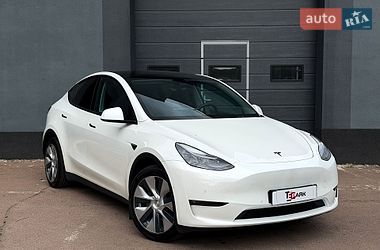Позашляховик / Кросовер Tesla Model Y 2022 в Києві