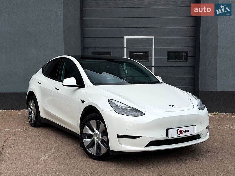 Tesla Model Y 2022 Tesla Model Y 2022