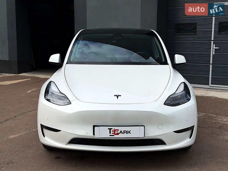 Позашляховик / Кросовер Tesla Model Y 2022 в Києві