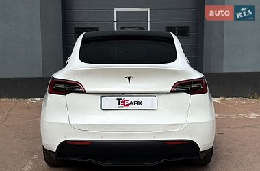 Позашляховик / Кросовер Tesla Model Y 2022 в Києві