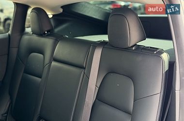 Позашляховик / Кросовер Tesla Model Y 2022 в Києві