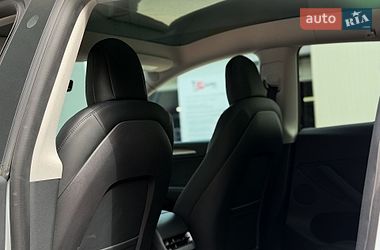 Позашляховик / Кросовер Tesla Model Y 2022 в Києві