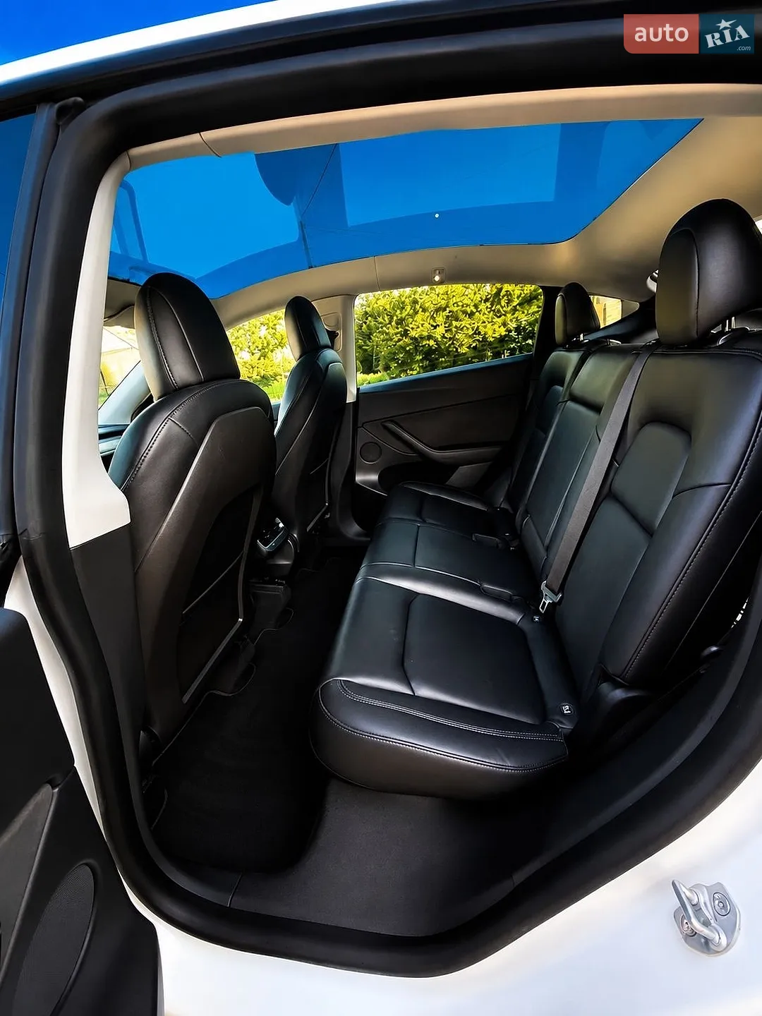 2021 Tesla Model Y - мініатюра 12