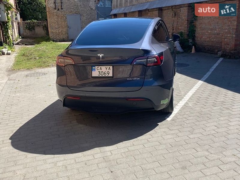Внедорожник / Кроссовер Tesla Model Y 2022 в Черкассах
