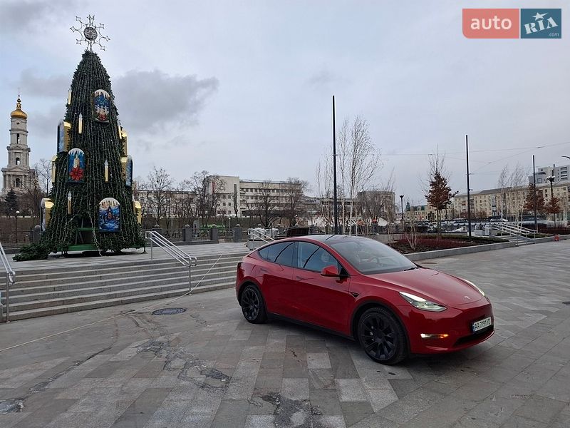 Позашляховик / Кросовер Tesla Model Y 2022 в Харкові