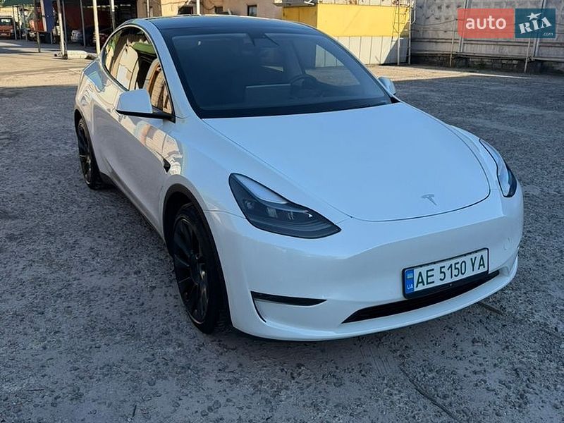 Tesla Model Y 2020
