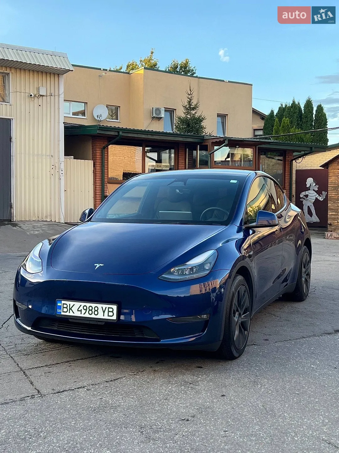 2024 Tesla Model Y - мініатюра 3