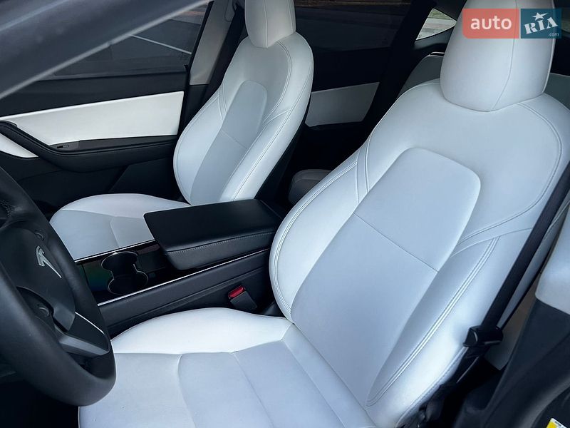 Позашляховик / Кросовер Tesla Model Y 2020 в Вінниці
