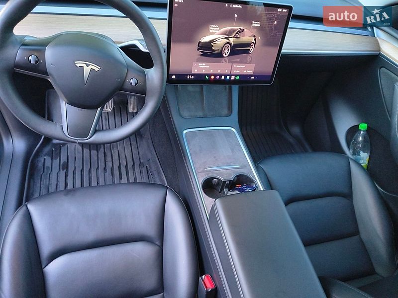 Позашляховик / Кросовер Tesla Model Y 2023 в Кривому Розі