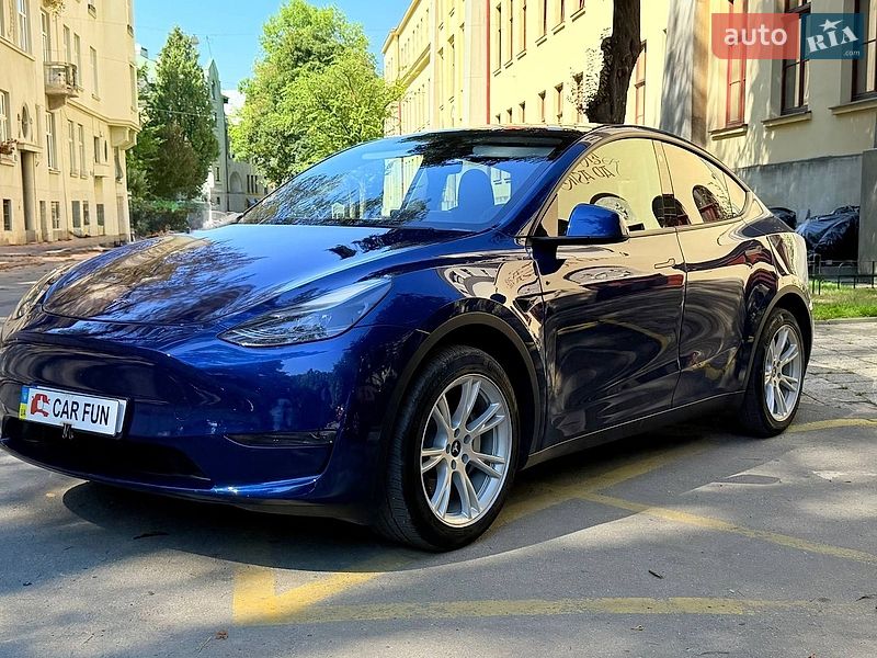 Позашляховик / Кросовер Tesla Model Y 2023 в Львові фото Позашляховик / Кросовер Tesla Model Y 2023 в Львові