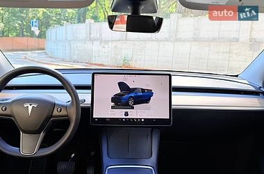Позашляховик / Кросовер Tesla Model Y 2023 в Львові фото 12 Позашляховик / Кросовер Tesla Model Y 2023 в Львові