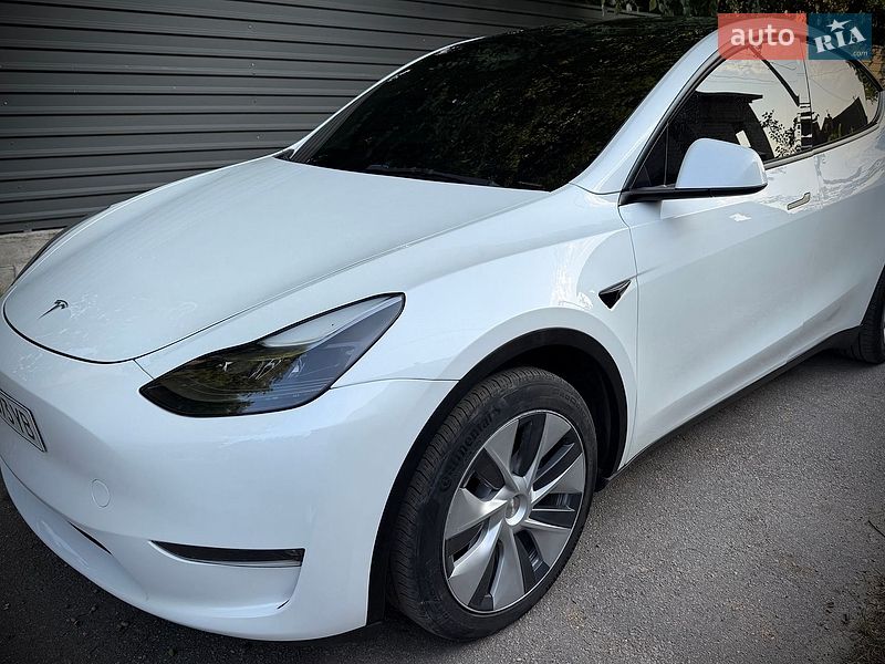 Внедорожник / Кроссовер Tesla Model Y 2023 в Киеве фото 4 Внедорожник / Кроссовер Tesla Model Y 2023 в Киеве