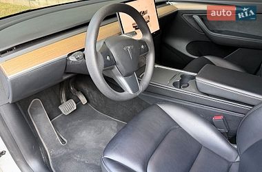 Внедорожник / Кроссовер Tesla Model Y 2023 в Киеве фото 6 Внедорожник / Кроссовер Tesla Model Y 2023 в Киеве
