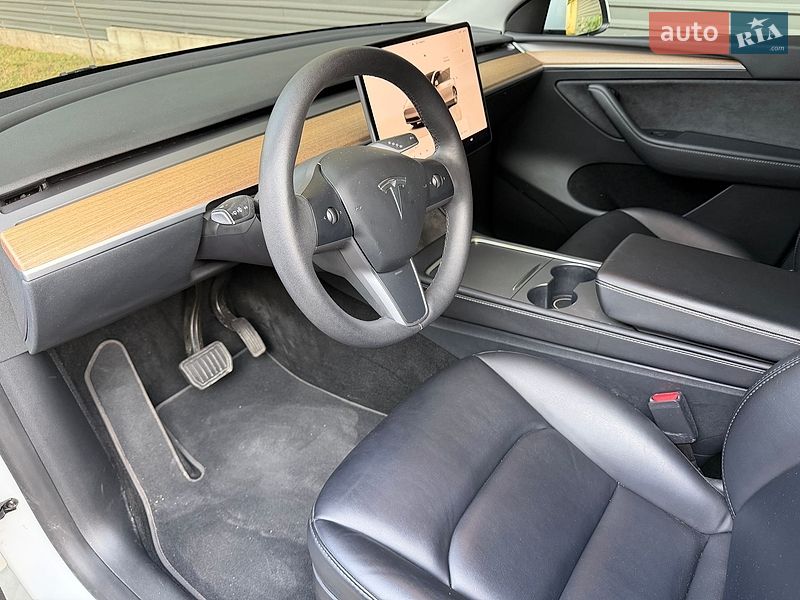Внедорожник / Кроссовер Tesla Model Y 2023 в Киеве фото 6 Внедорожник / Кроссовер Tesla Model Y 2023 в Киеве