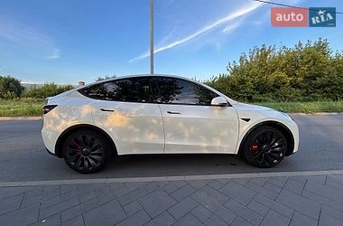 Позашляховик / Кросовер Tesla Model Y 2022 в Харкові