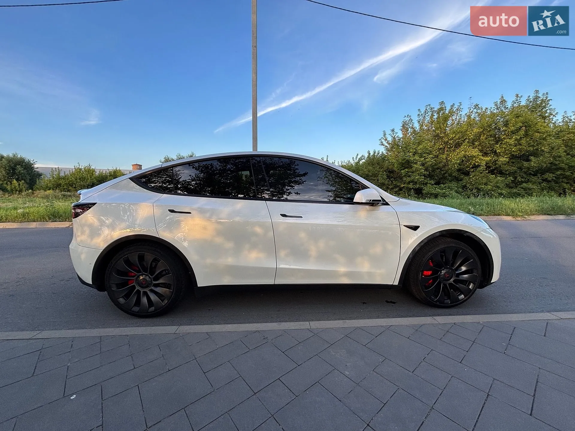 2022 Tesla Model Y - мініатюра 11