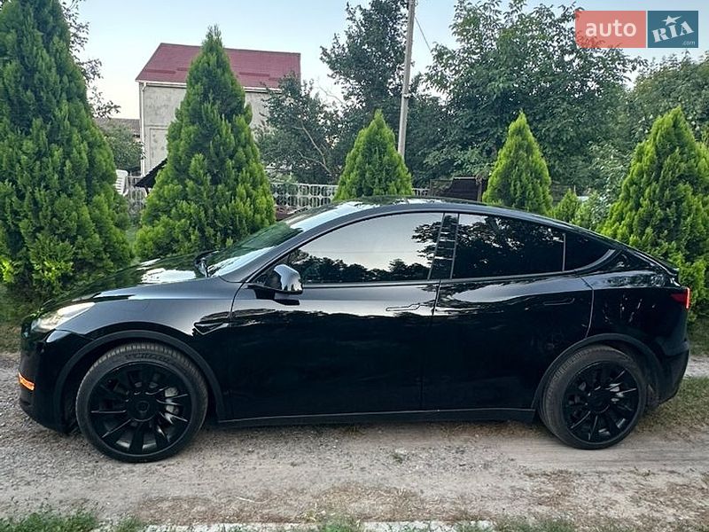 Внедорожник / Кроссовер Tesla Model Y 2021 в Броварах