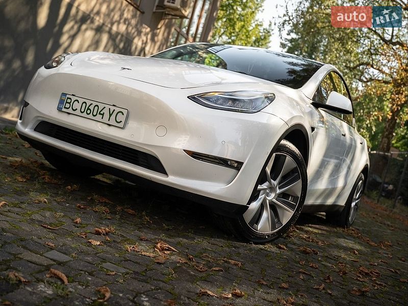 Внедорожник / Кроссовер Tesla Model Y 2022 в Львове