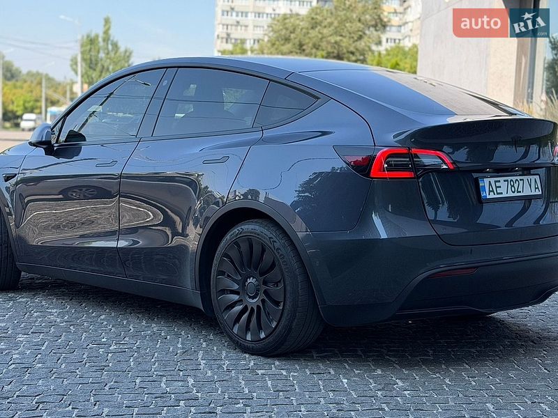 Внедорожник / Кроссовер Tesla Model Y 2022 в Днепре