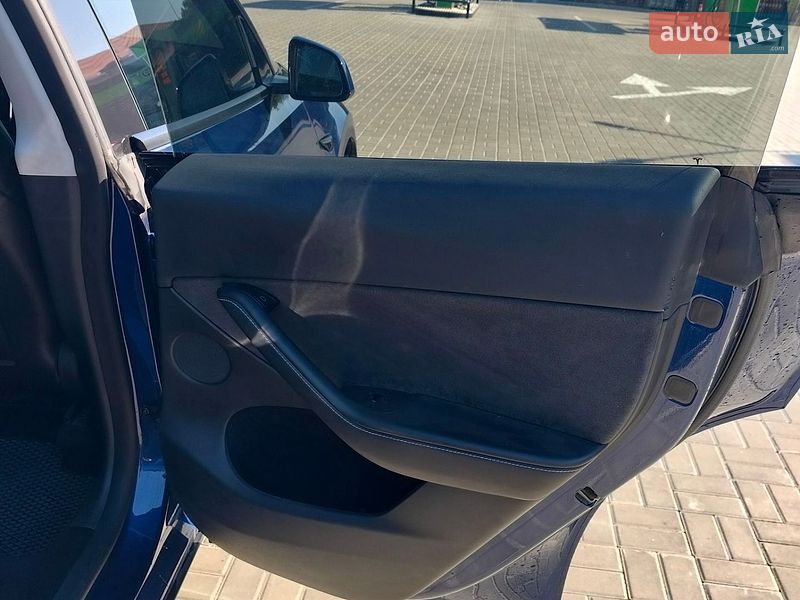 Внедорожник / Кроссовер Tesla Model Y 2022 в Самаре