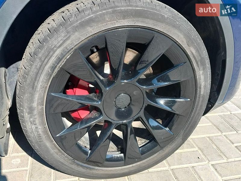 Внедорожник / Кроссовер Tesla Model Y 2022 в Самаре