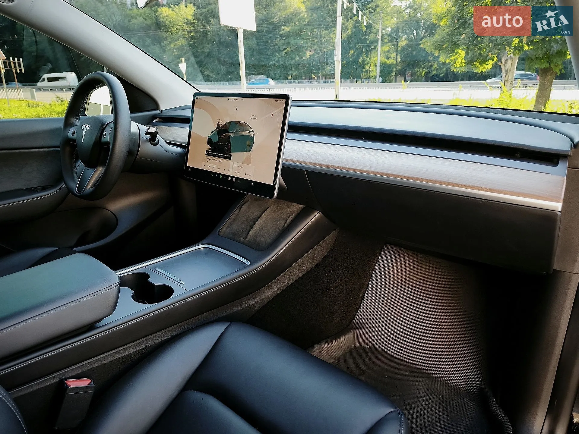 2022 Tesla Model Y - мініатюра 22