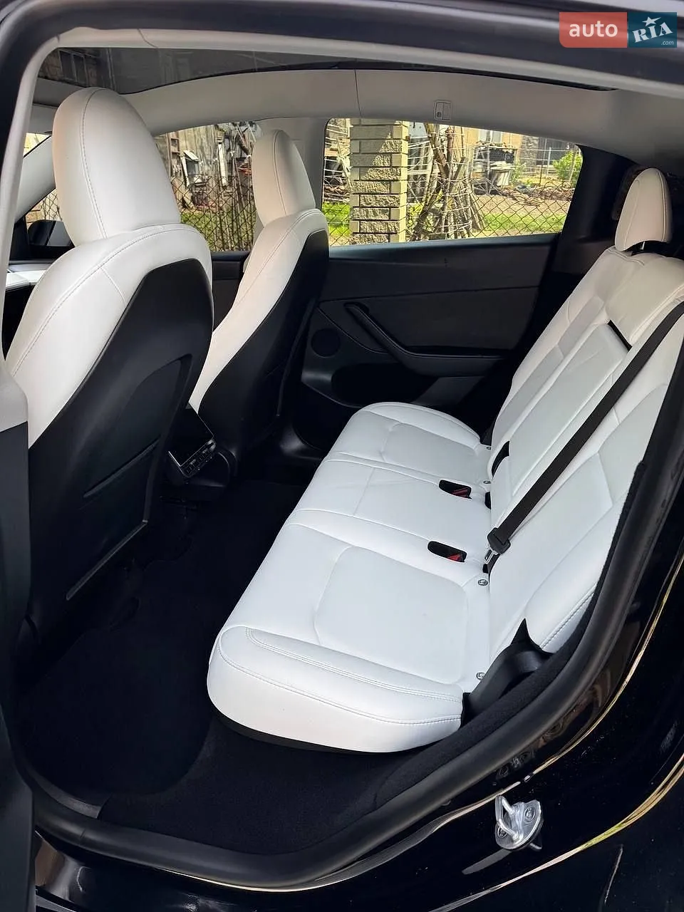2024 Tesla Model Y - мініатюра 6