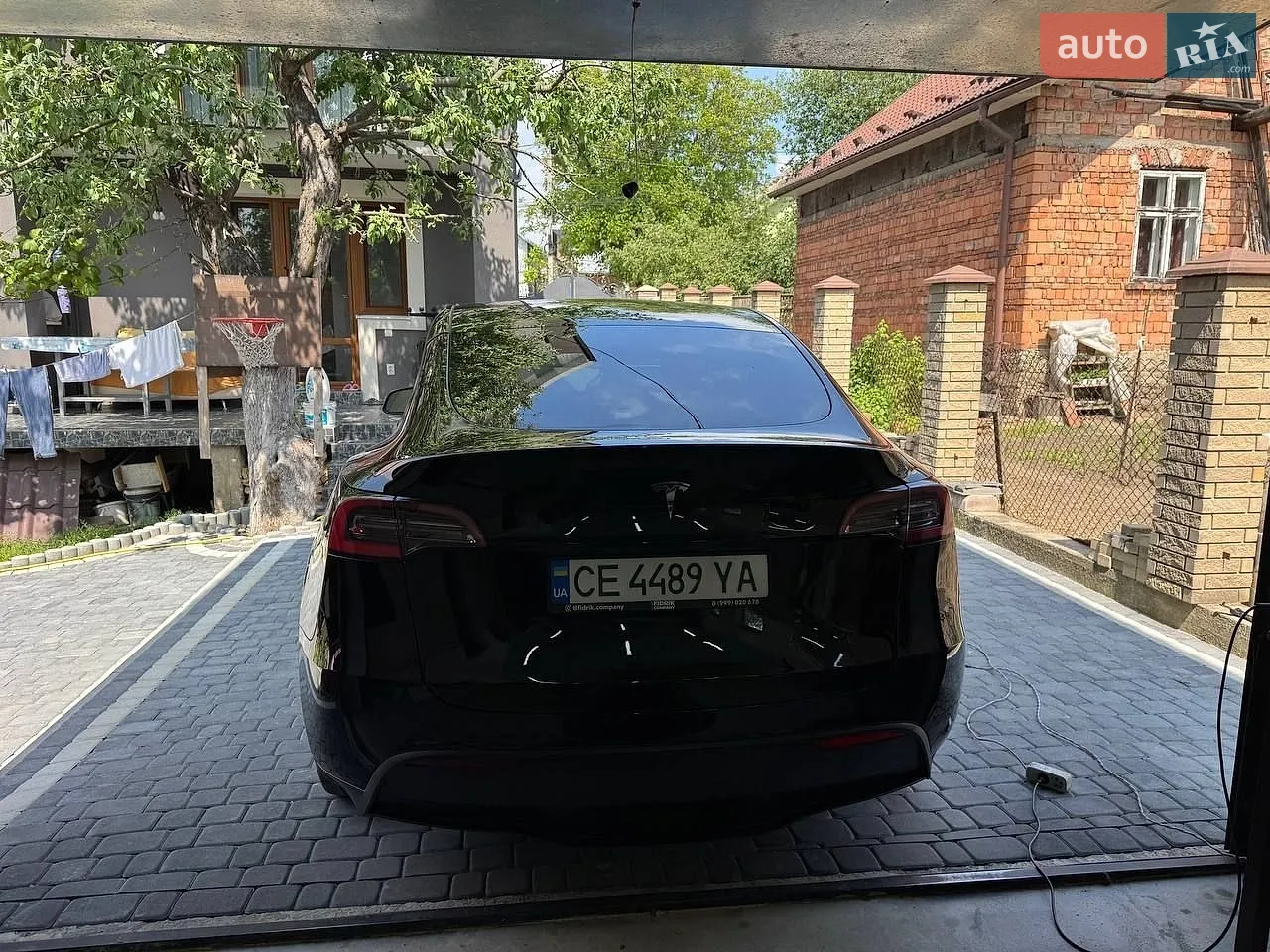 2024 Tesla Model Y - мініатюра 8